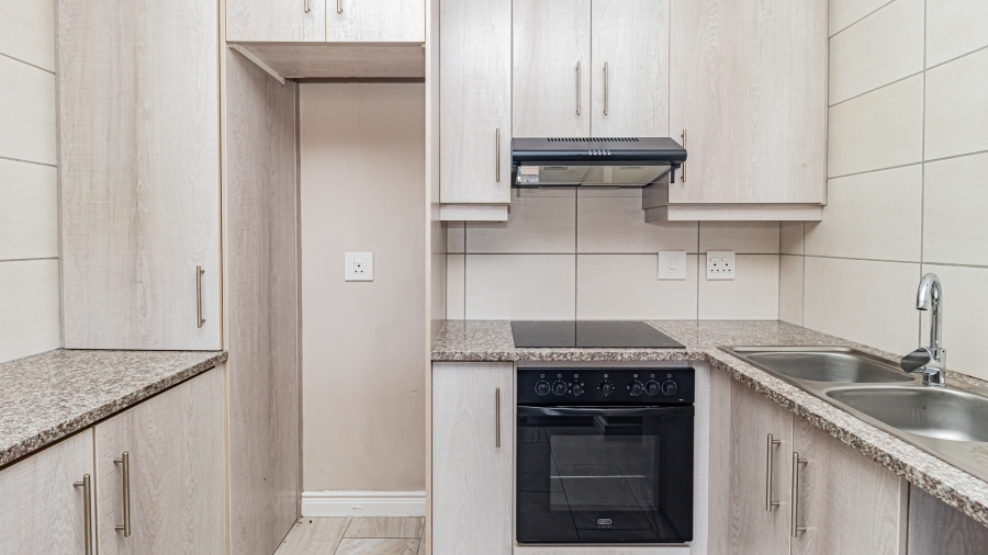 2 Bedroom Property for Sale in Burgundy Estate Western Cape